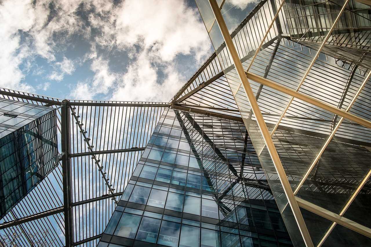 美国 VPS 主机建站的优势及选择，满足外贸网站建设需求