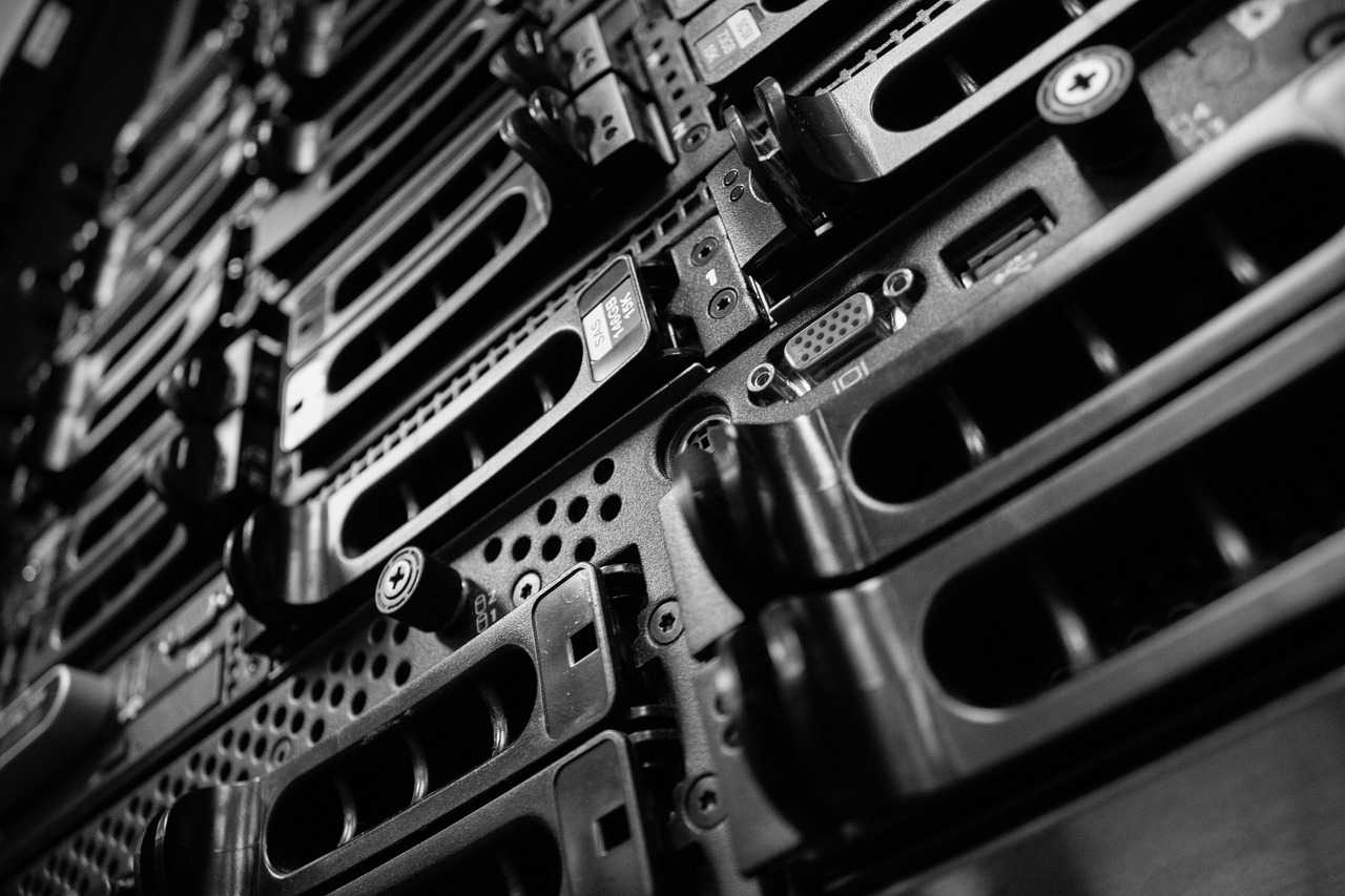 GreencloudVPS 七周年优惠：NVMe Windows 和 KVM VPS 五折，支持支付宝和微信