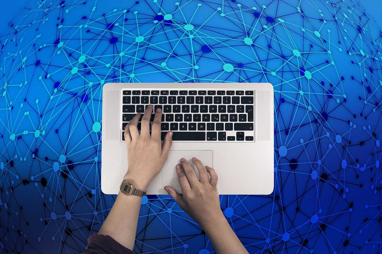 购买美国虚拟主机哪里性价比高？Bluehost 和 Hostinger 了解一下