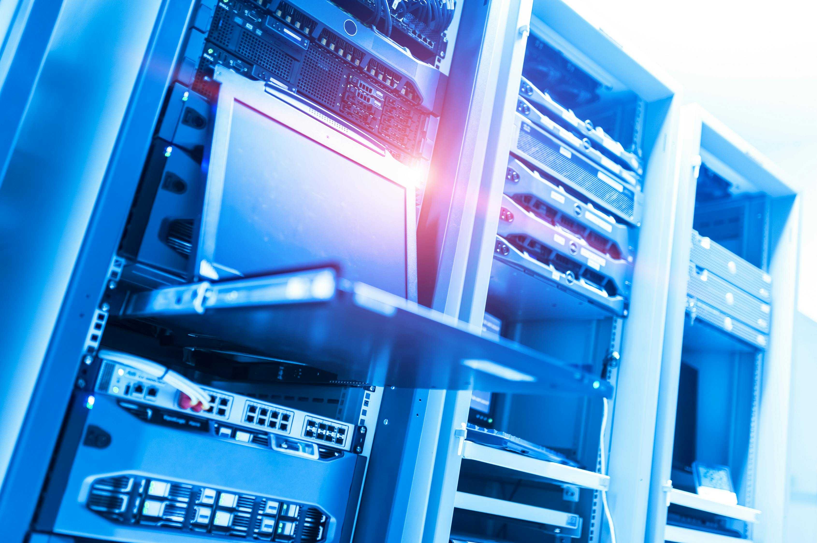 鸟哥分享Linux技术，揭秘私房菜服务器的成功之道。