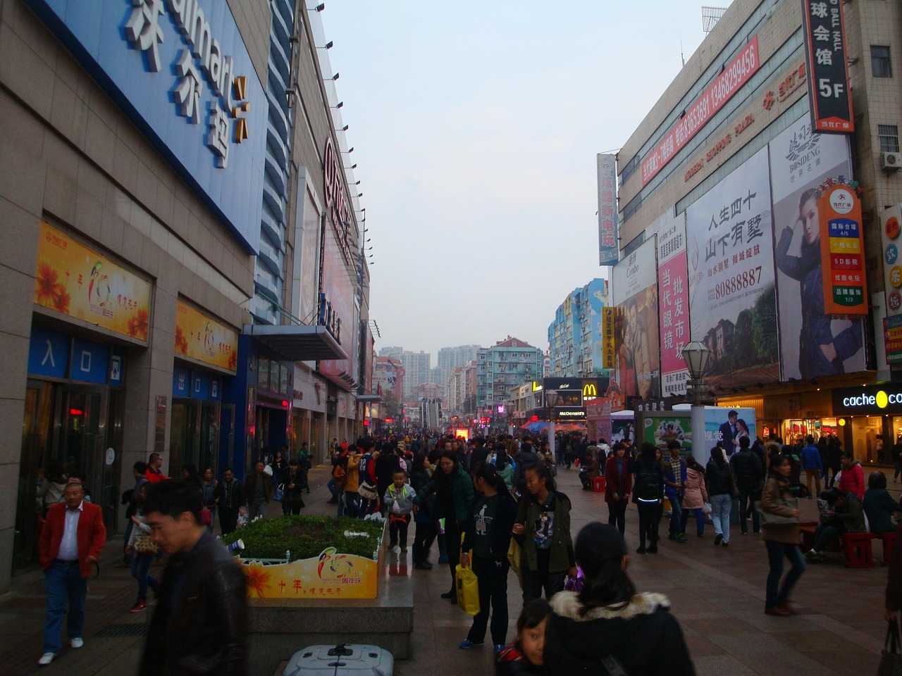 你知道吗？为什么越来越多人爱上香港而非台湾！
